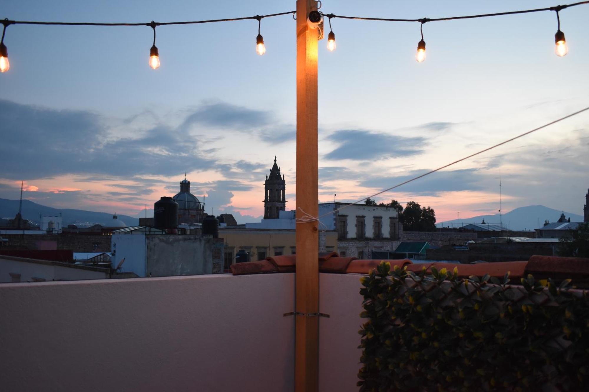 El Suburbio - Serapio Rendon モレリア エクステリア 写真