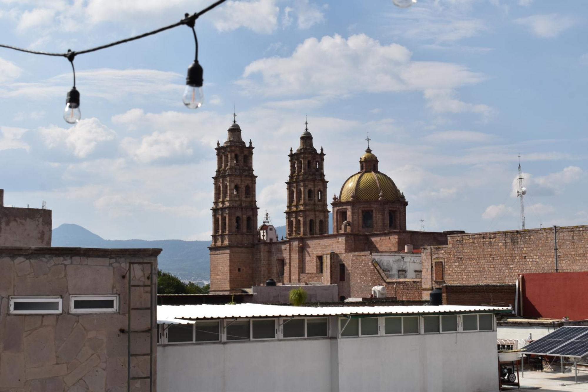 El Suburbio - Serapio Rendon モレリア エクステリア 写真